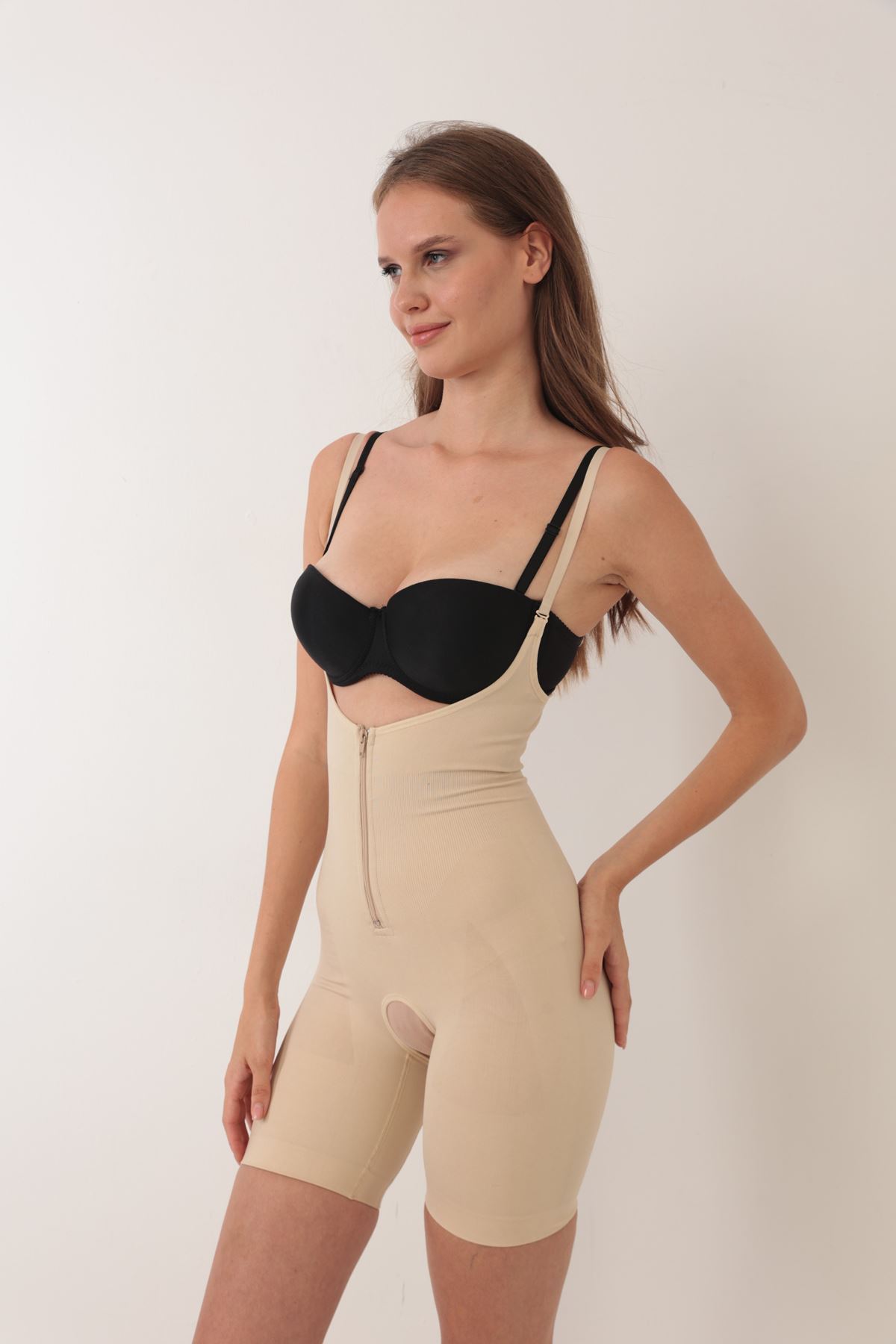 Ten İp Askılı Ağ Kısmı Açık Fermuarlı Tam Boy Kadın Korse